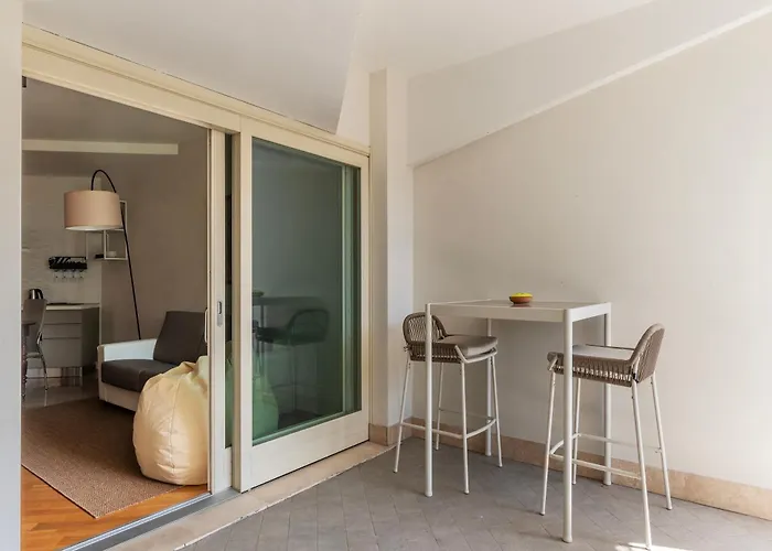 Porta Portese Modern Terrace Apartment